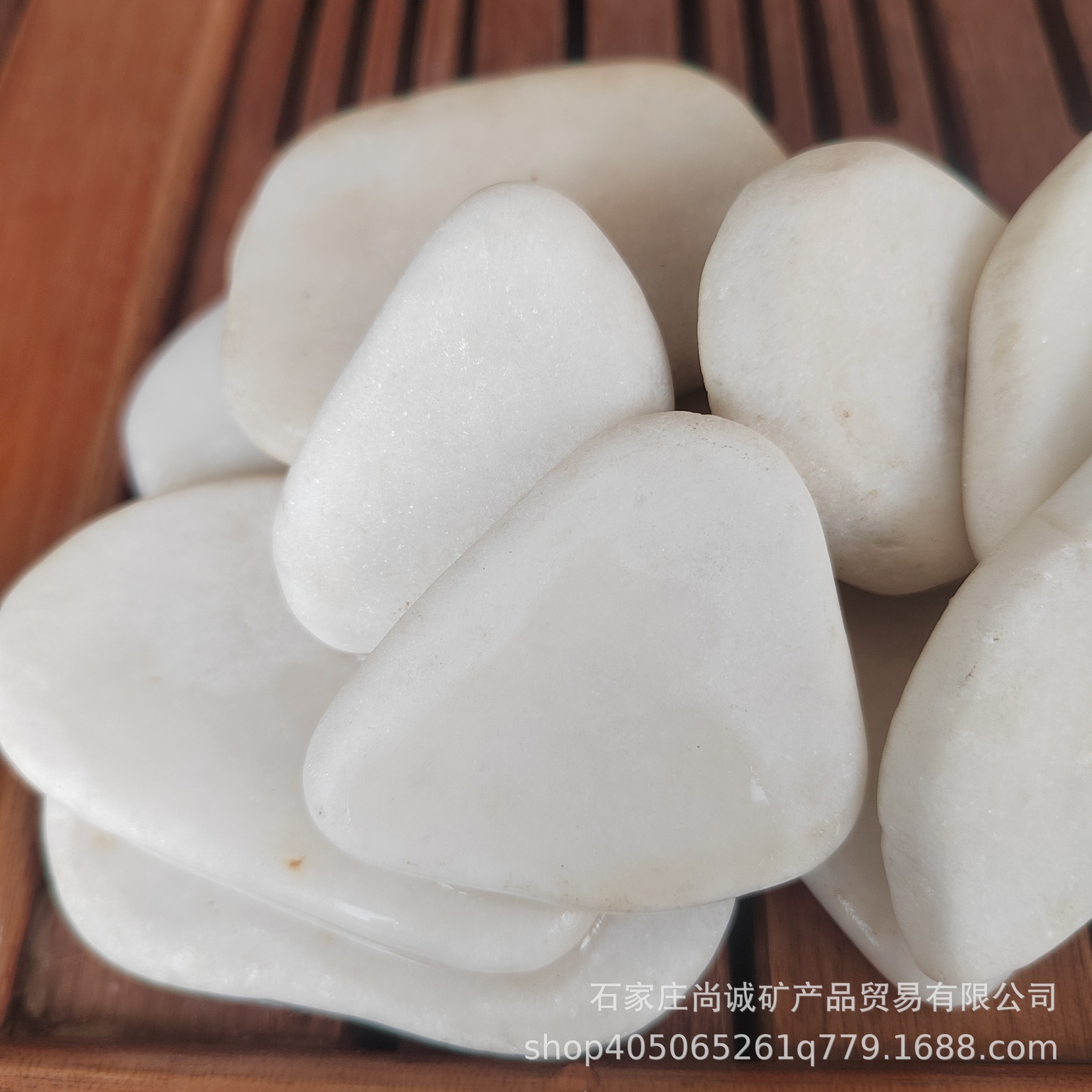 White painting stones, white painting pebbles, painting stones, children's creative DIY white painting stones Application Scenario