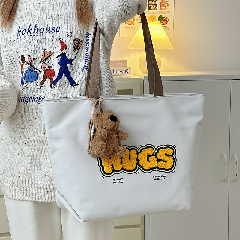 Cross-border trendy pattern letter shopping bag, girl cartoon handbag, cute new student tote bag, single shoulder details Picture
