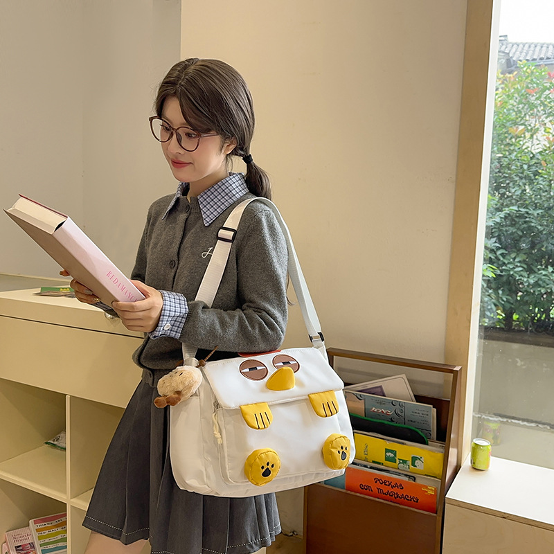 Cute cartoon, high appearance level single-shoulder bag, Japanese sweet and soft girl, versatile student crossbody bag, cute and funny postman bag details Picture