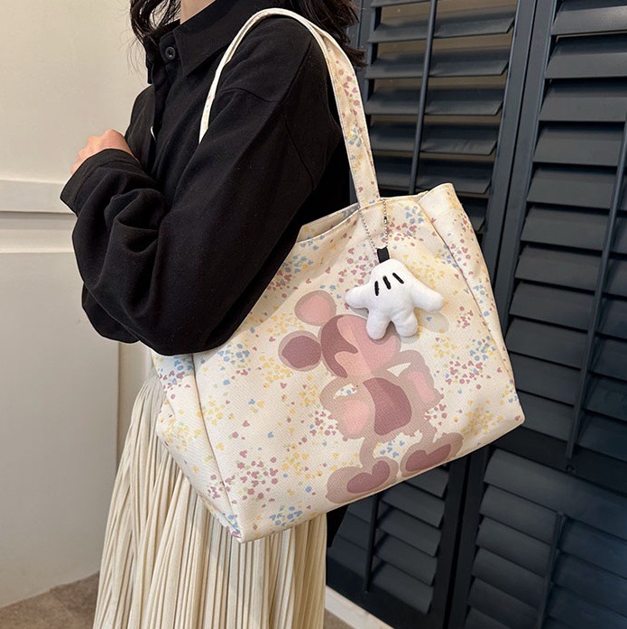 Korean cute cartoon girl underarm bag 2024 autumn/winter new high appearance level single-shoulder bag versatile commuting tote bag full figure