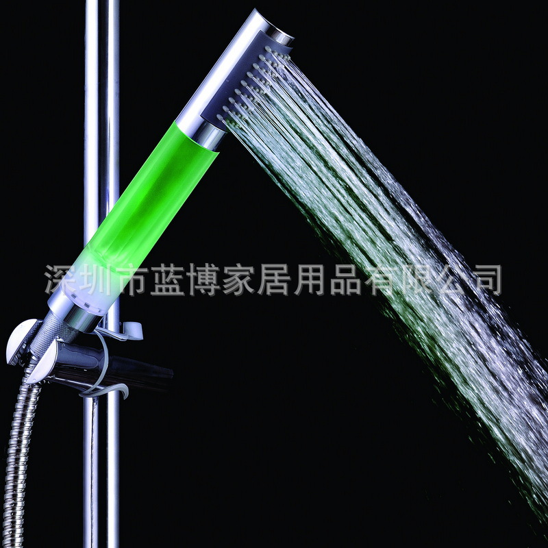 LED seven-color illuminated showerhead, led flash color-changing round rod, circular handheld showerhead 8008-A13 Application Scenario