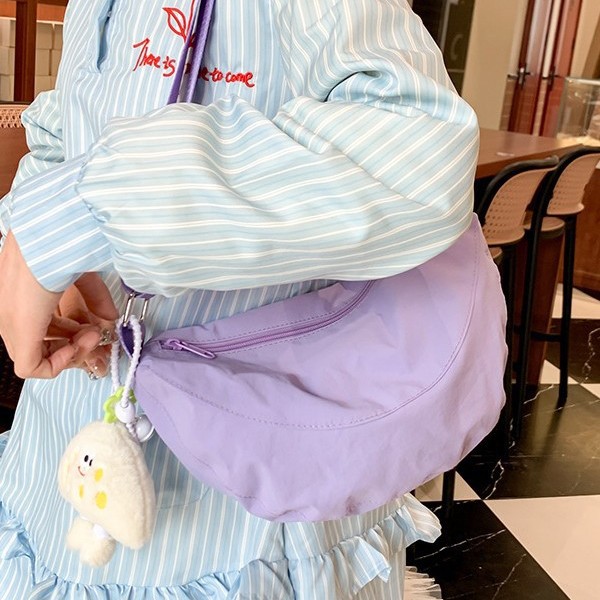 Candy-colored dumpling bag for girls, fresh and cute country style, soft girl student single-shoulder bag, casual solid color crescent bag, crossbody bag full figure