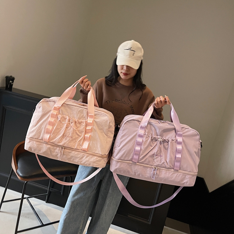 New multi-functional fashionable travel bag, hand-held dry and wet separation training and sports bag, long and short distance large-capacity luggage bag details Picture