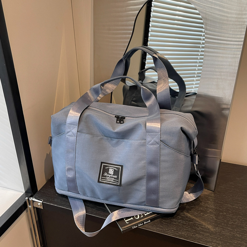 Large-capacity fitness bag, portable luggage bag for business trips, storage bag for pregnant women waiting to give birth, expandable sports and fitness bag details Picture