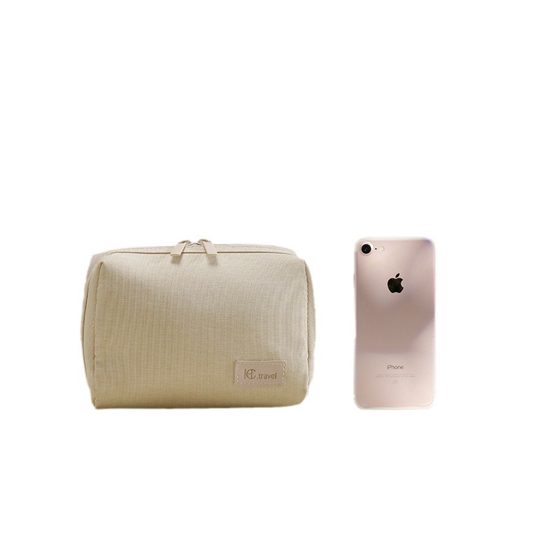 Renewable and eco-friendly material cosmetic bags, travel clutch bags, portable large-capacity travel cosmetics storage bags for cross-border use Item Picture