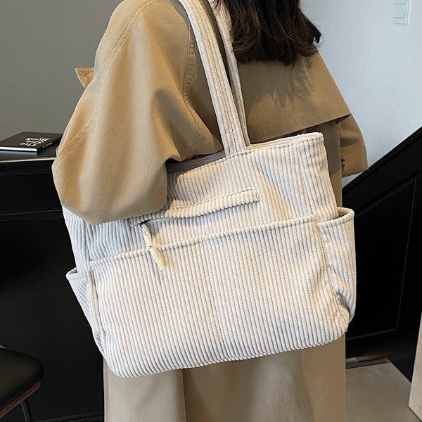 Versatile handbags, new autumn and winter tote bags, large-capacity single-shoulder bags, student class bags, casual and trendy single-shoulder bags full figure