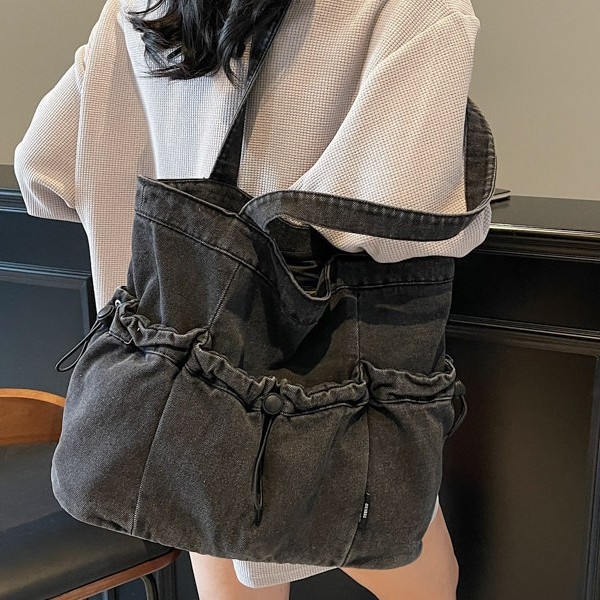New cross-border single-shoulder bag, large-capacity handbag, denim pleated, simple, fashionable, casual and commuting tote bag details Picture