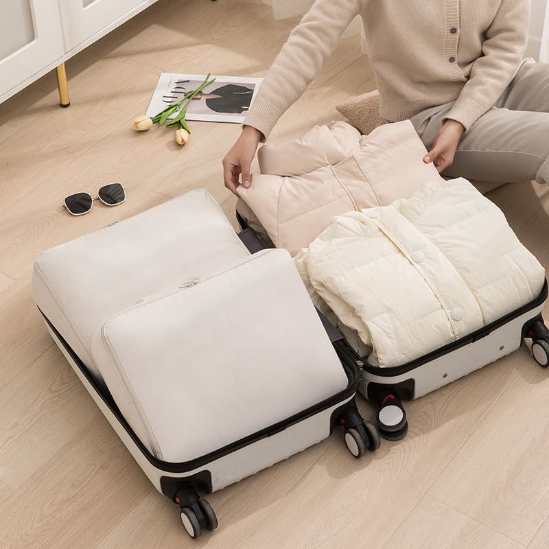 Down jacket storage bag, polyester storage bag, compressible portable storage bag, clothes and cotton quilt moving and organizing storage bag Specification drawing