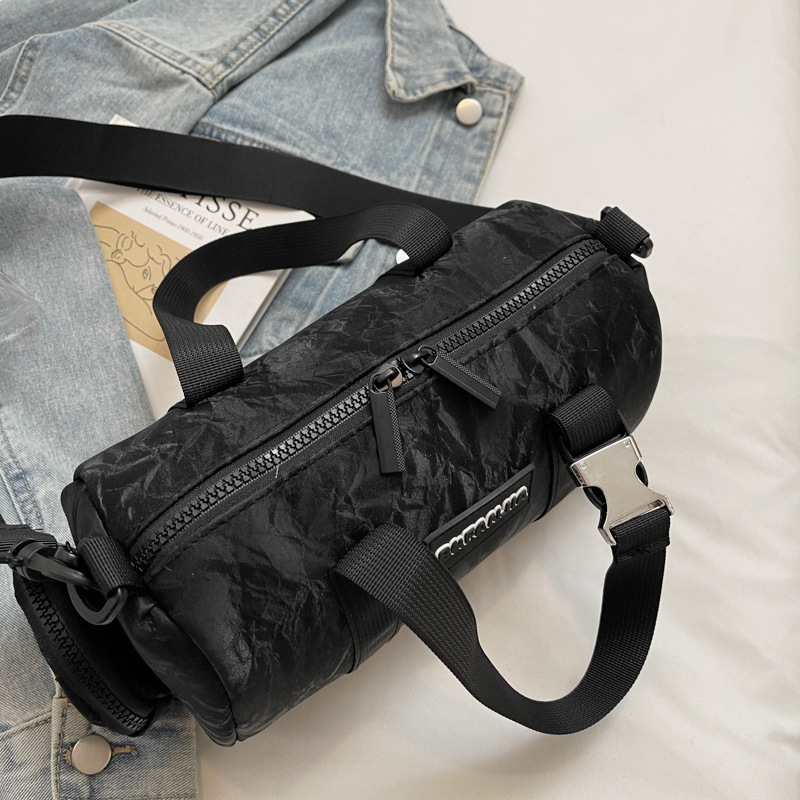 Large-capacity women's autumn and winter retro 2024 new style fashionable single-shoulder crossbody bag, versatile hand-carry commuting cylinder bag Specification drawing
