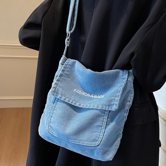 Casual crossbody bag for men, Japanese denim canvas, Hong Kong-style street fashion, student retro ins single-shoulder bag for women full figure