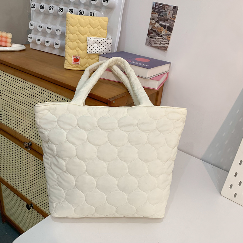This Korean Instagram autumn and winter single-shoulder bag is a soft and sticky candy-colored tote bag with a girlish heart Specification drawing