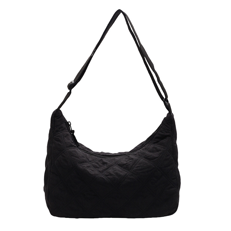 New Korean style women's single-shoulder bag for winter 2024, embroidered thread diamond-shaped dumpling bag, casual crescent moon bag Item Picture