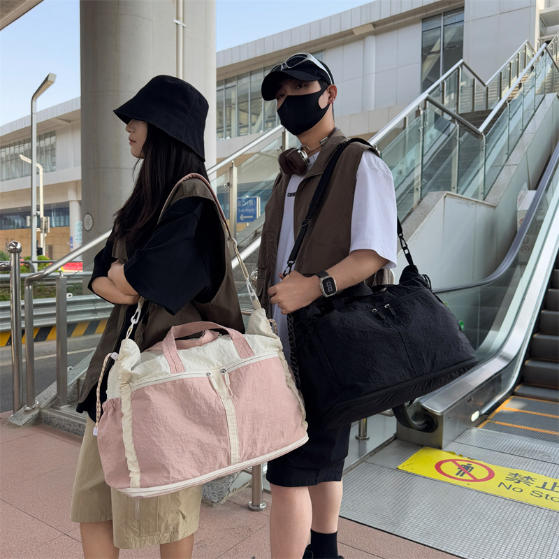 Korean-style fashionable crossbody travel bag, large-capacity dry-wet separation outdoor sports bag, multi-functional expandable fitness bag details Picture
