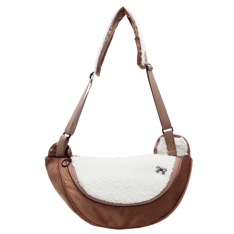 A new Korean-style fluffy bag for women's 2024 autumn and winter, a retro casual large-capacity commuter single-shoulder bag Item Picture