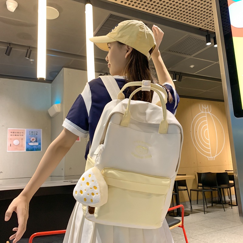 Niche design, high appearance level, schoolbag for girls, Japanese-style handbag, backpack, casual backpack for junior high school, high school and college students Specification drawing