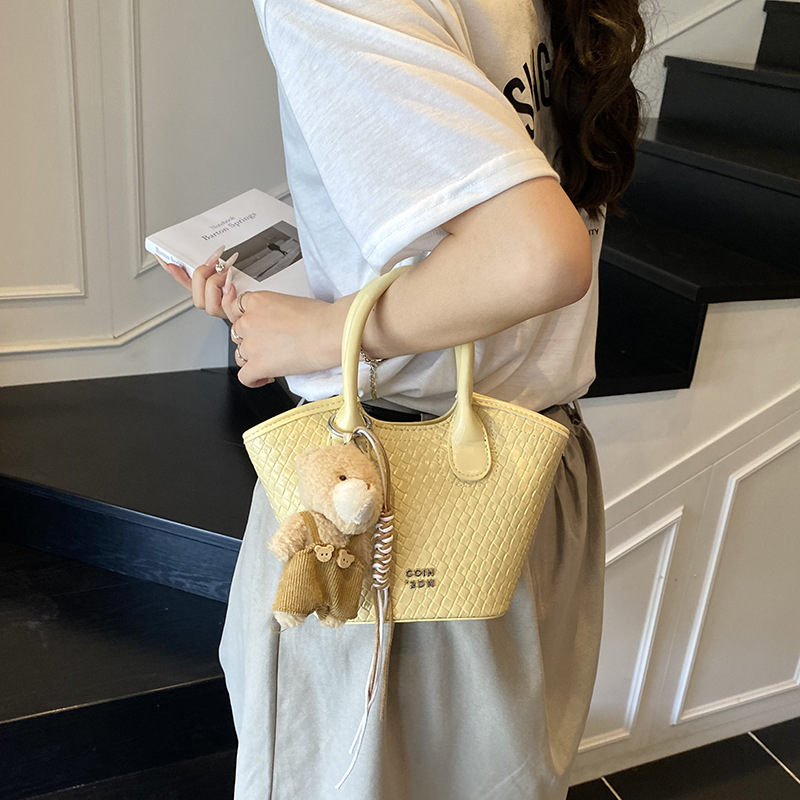 Korean-style casual handbag, simple and high-quality vegetable basket bag, new fashion single-shoulder bag, woven crossbody bag for summer 2025 details Picture