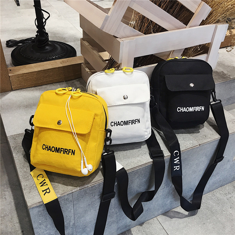 2019 Canvas small bag for Women, new trendy Korean style creative fashion crossbody bag, student single-shoulder bag, girl small crossbody bag full figure
