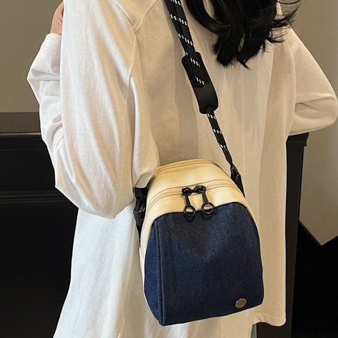 Wholesale of new, simple, large-capacity, eye-catching, lightweight and wear-resistant crossbody bags, versatile for commuting, solid-color cloth bags, single-shoulder bags Specification drawing