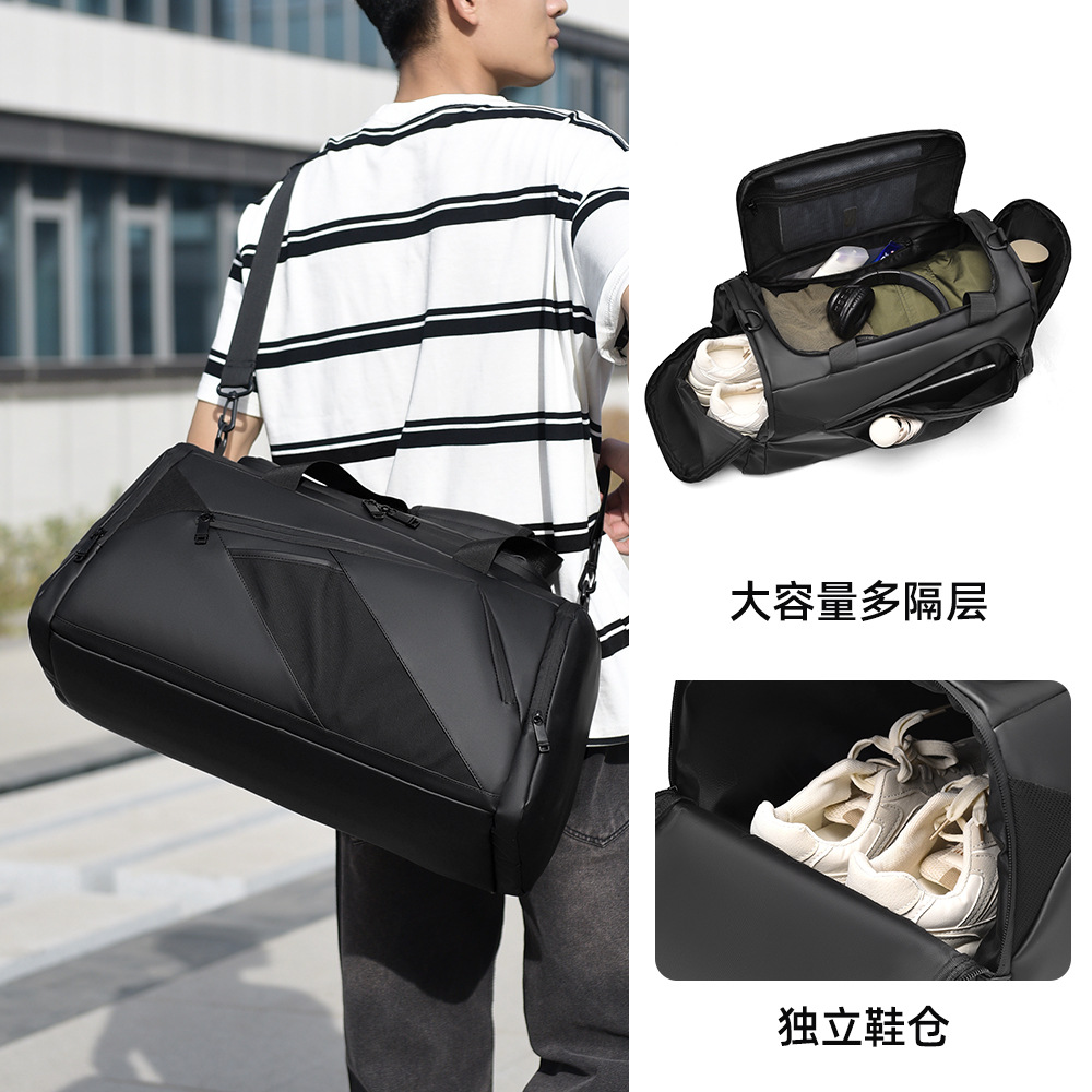 Multi-functional travel bag, lightweight dry and wet separation, independent shoe compartment, business trip fitness bag, large-capacity single-shoulder crossbody bag Application Scenario