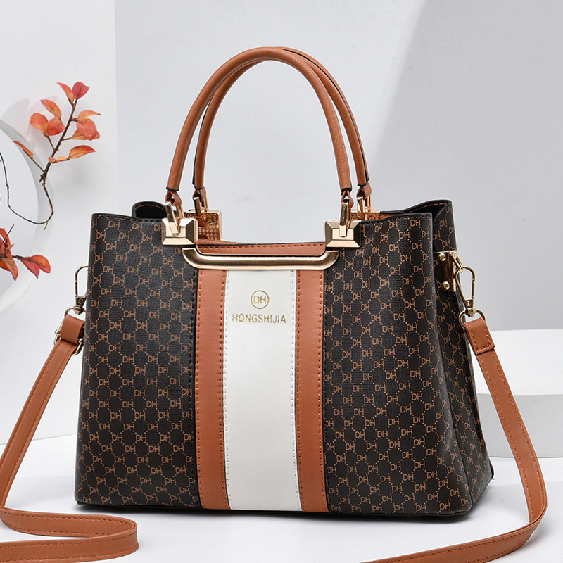 Women's handbag 2023 New style fashionable Korean style trendy print large-capacity single-shoulder crossbody women's bag, stylish export full figure