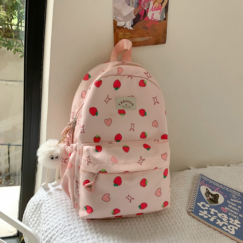 Cute strawberry schoolbag, cute and soft girl backpack for junior high school students, new large-capacity backpack for junior and senior high school students Specification drawing