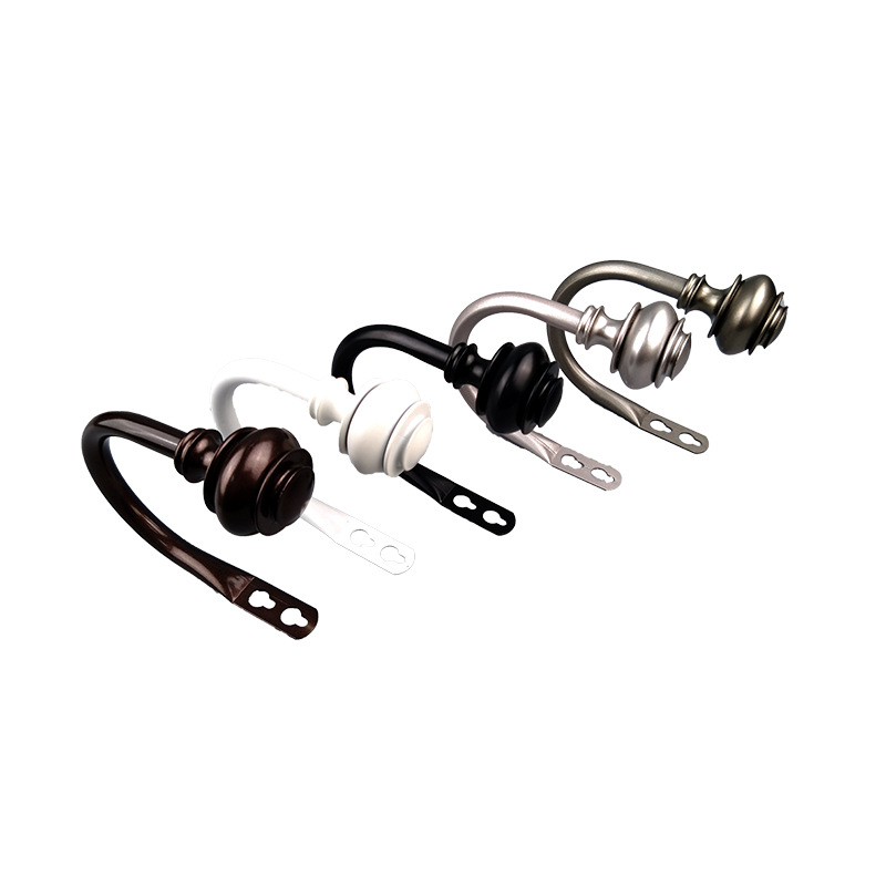 Specialized curtain accessories, jars, lanterns, U-shaped hooks, cross-border manufacturer in stock, iron lacquered fabric curtain rope hooks Application Scenario