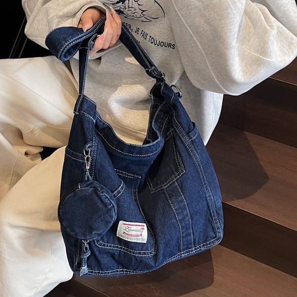 2025 New student class crossbody bag, retro washed denim bag, large capacity, casual and versatile single-shoulder bag Specification drawing