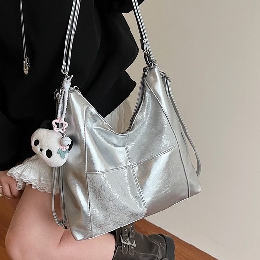 Women's bag 2025 Spring/Summer New commuter large-capacity tote bag, fashionable and versatile, retro bucket, fresh soft bag, cross-border full figure