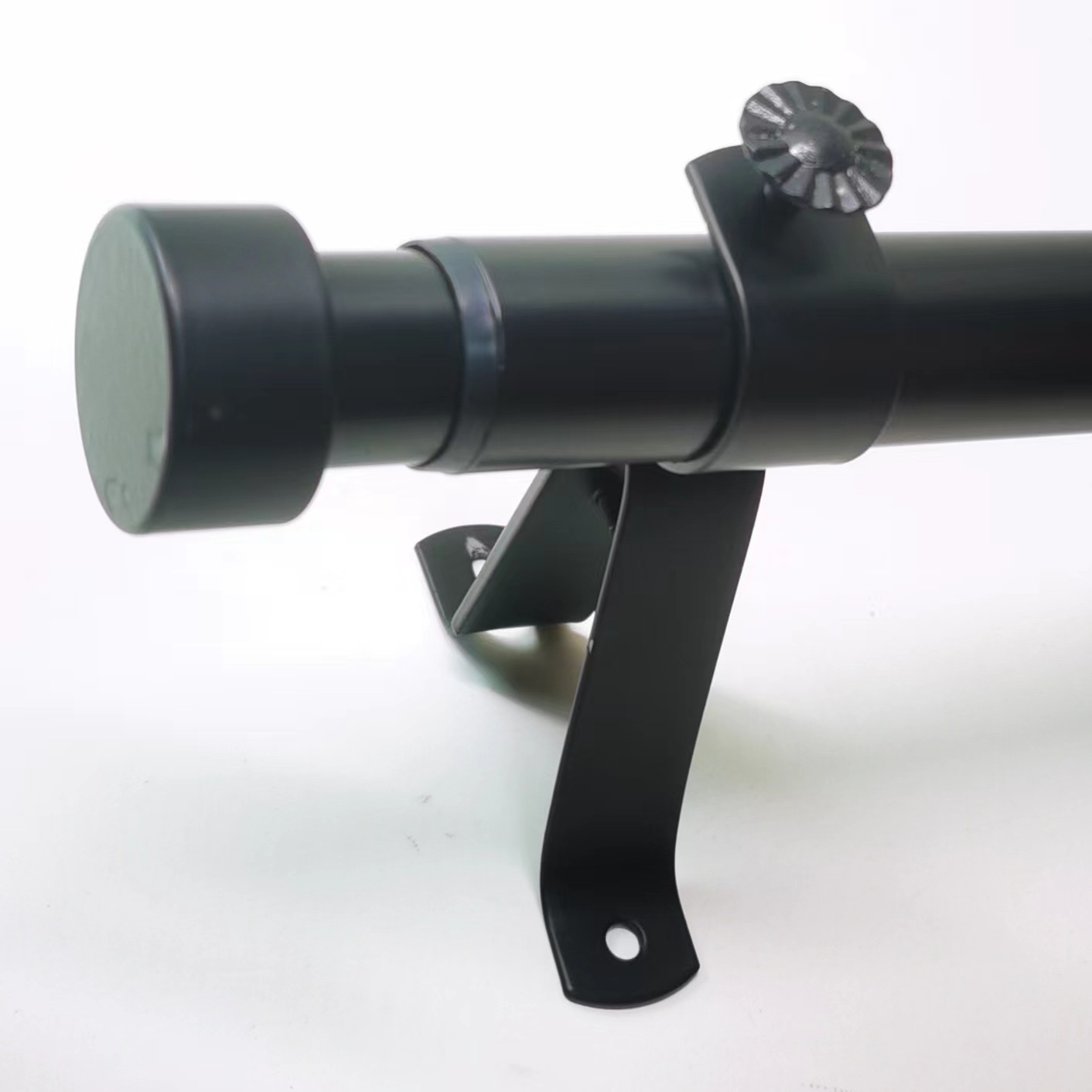 Amazon Mercodo cross-border e-commerce short packaging Roman pole set, iron art pole adjustable and extendable curtain pole Specification drawing