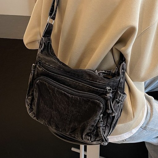 Retro and artistic denim messenger bag, campus style commuting crossbody bag, stylish and versatile, niche forest-themed single-shoulder bag details Picture
