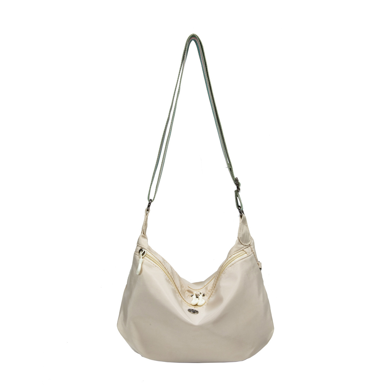 This single-shoulder bag is fashionable, versatile, lightweight and has a high level of appearance. It is a simple, elegant, casual and multi-functional trendy backpack for women Item Picture