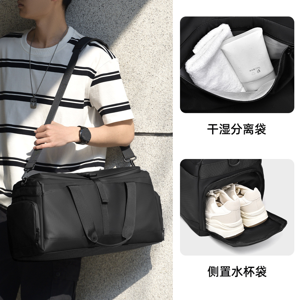 New travel handbag, men's large-capacity, fashionable and trendy single-shoulder bag, business trip luggage bag, sports and fitness bag details Picture