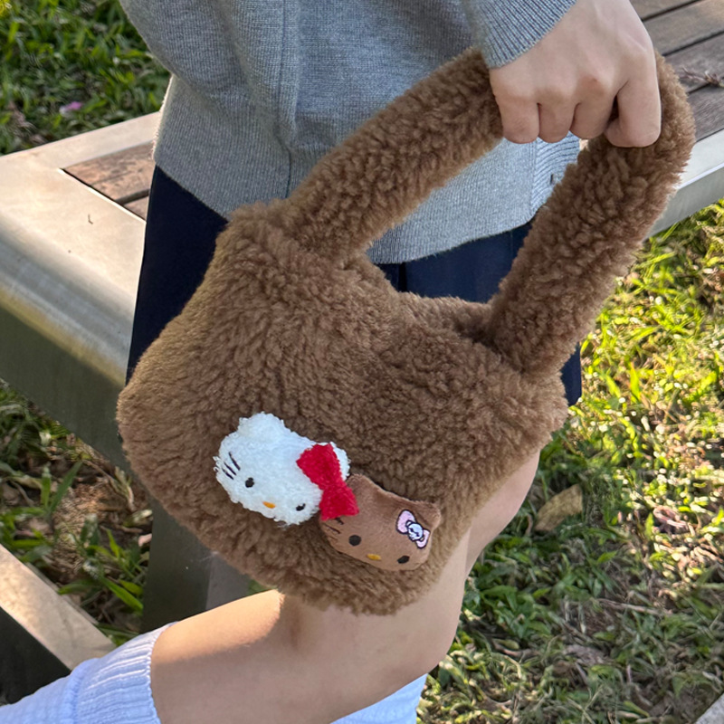 New autumn and winter style lamb cute kt plush bucket bag, three-dimensional hand-held bag, vegetable basket, magnetic buckle handbag, casual bag Specification drawing