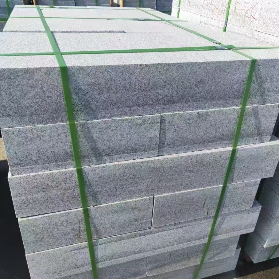 Granite curb stones, right-angle arc-shaped curbstone, municipal engineering processing, direct sales and wholesale from the factory on both sides Application Scenario