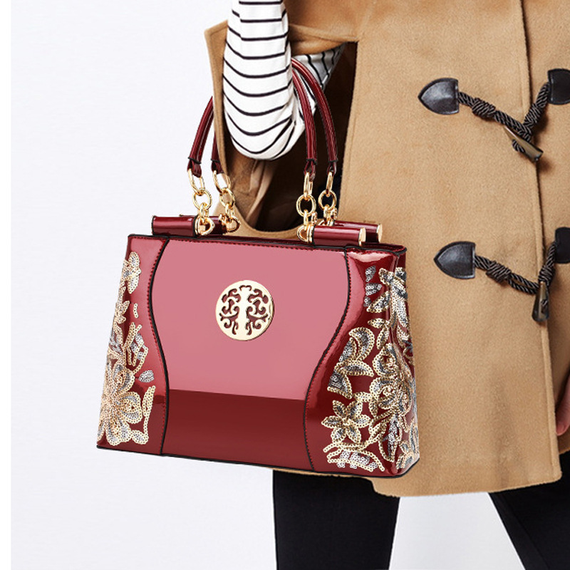 Chinese-style embroidered women's patent leather bag 2022 new single-shoulder large-capacity handbag, cross-border export shiny leather women's bag details Picture
