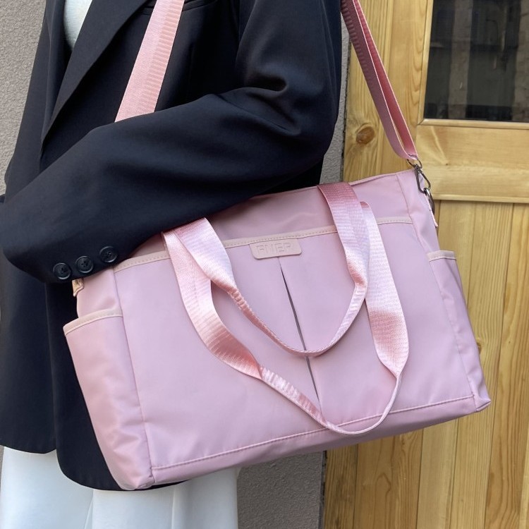 Korean-style fashionable travel bag, fitness bag, versatile dry and wet separation crossbody lightweight commuting bag for girls on Instagram full figure