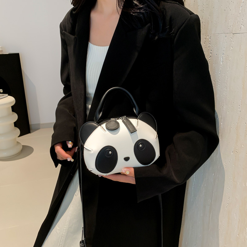 Cute panda fashionable handbag, a new cross-border versatile and personalized single-shoulder bag with color blocking and splicing. Crossbody women's bag details Picture