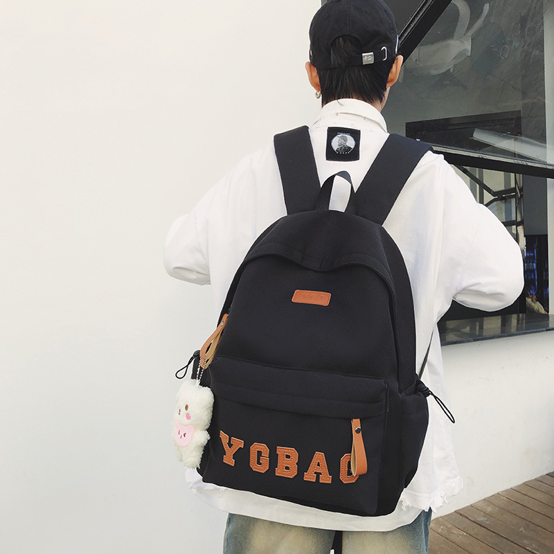 The new 2024 fashionable and versatile backpack for women, a large-capacity travel backpack for junior and senior high school students, and a trend of college students' schoolbags details Picture