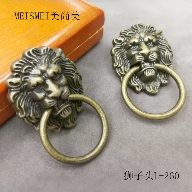Decorative door knocker with animal head, old-fashioned animal head, retro lion head door knocker, blue and red ancient copper handle, Chinese qilin from the Ming and Qing dynasties full figure