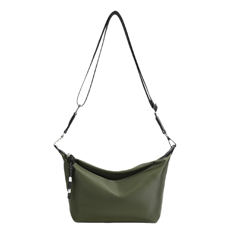 A new 2025 nylon trendy solid color large-capacity small square bag for women, fashionable, simple, casual and versatile single-shoulder crossbody bag Item Picture