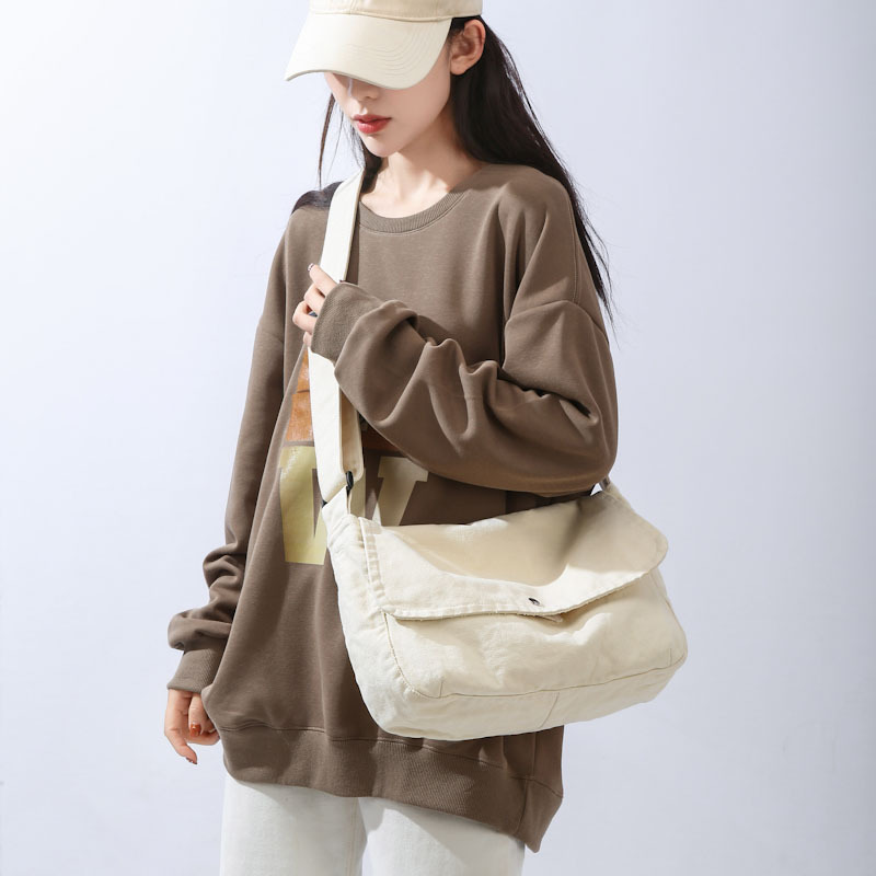 Japanese-style casual canvas bags, crossbody bags for men and women, retro and simple single-shoulder bags, student backpacks, class bags, men's crossbody bags details Picture