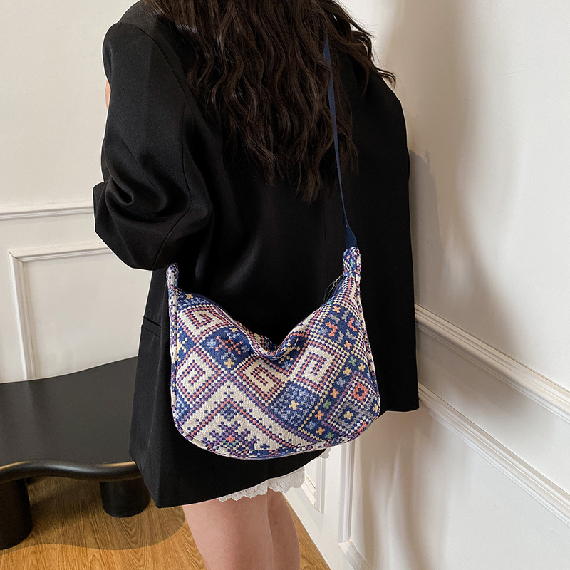 Crossbody bag for women, high-end and stylish, large-capacity women's bag, versatile. Single-shoulder bag for female students going out to play, ethnic-style bag Specification drawing