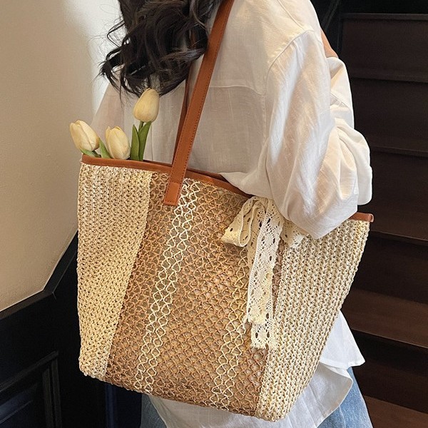 Summer large-capacity straw woven bag 2025, popular hand-woven tote bag, seaside vacation travel, daily commuting full figure