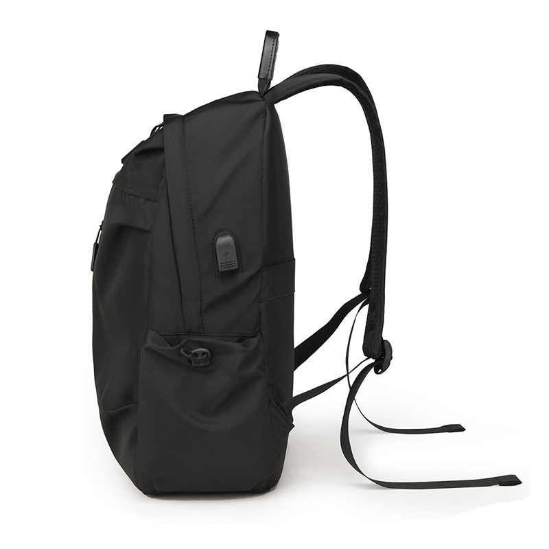 Casual men's backpack, trendy solid color, large-capacity student schoolbag, multi-functional water-resistant business travel backpack Application Scenario