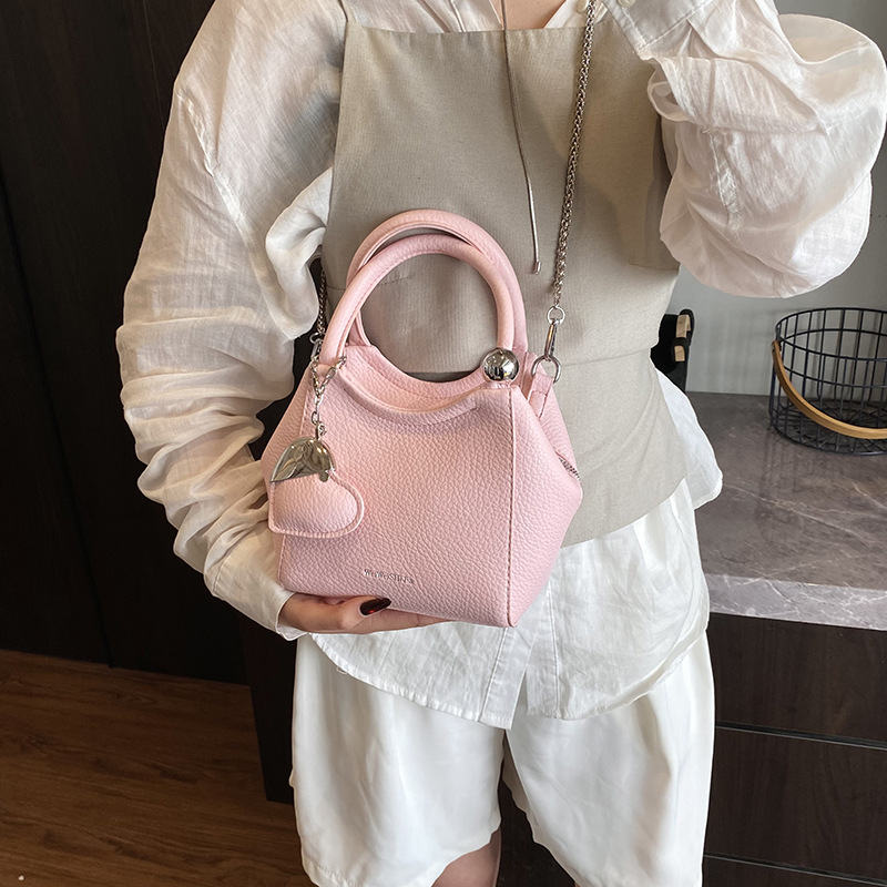 Korean niche lychee pattern handbag for women 2025 new style, stylish and fashionable single-shoulder crossbody bag, casual chain bucket bag details Picture