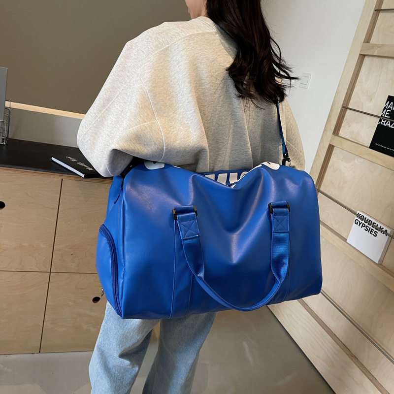 Fashionable and trendy hand-held travel bags, large-capacity storage bags for outings, outdoor ball games, sports, yoga and fitness bags Specification drawing