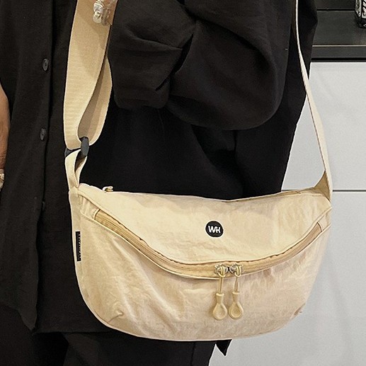 2025 New ultra-light waterproof fabric bag, women's versatile single-shoulder crossbody bag, nylon bag, lightweight and practical, large-capacity bag details Picture