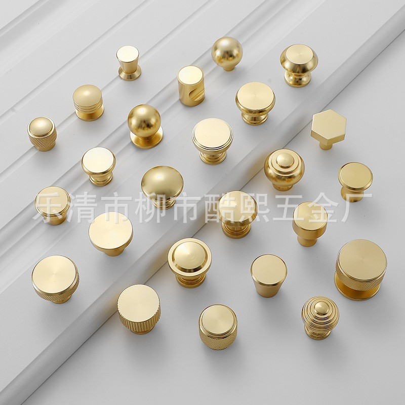 Gold and silver single-hole pull handle light luxury cabinet door, modern and simple wardrobe cabinet, Nordic and American style round drawer handle Specification drawing