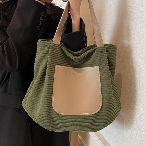 Corduroy single-shoulder bag, color-blocking women's bag, Korean style trendy new single-shoulder bag, large-capacity casual bag, tote bag full figure