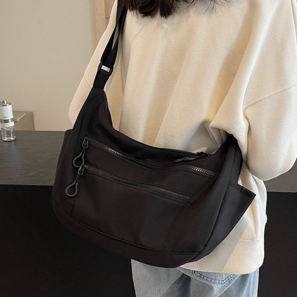 New large-capacity commuter single-shoulder bag, versatile class tote bag, lightweight and fashionable multi-pocket crossbody bag, school-style bag details Picture